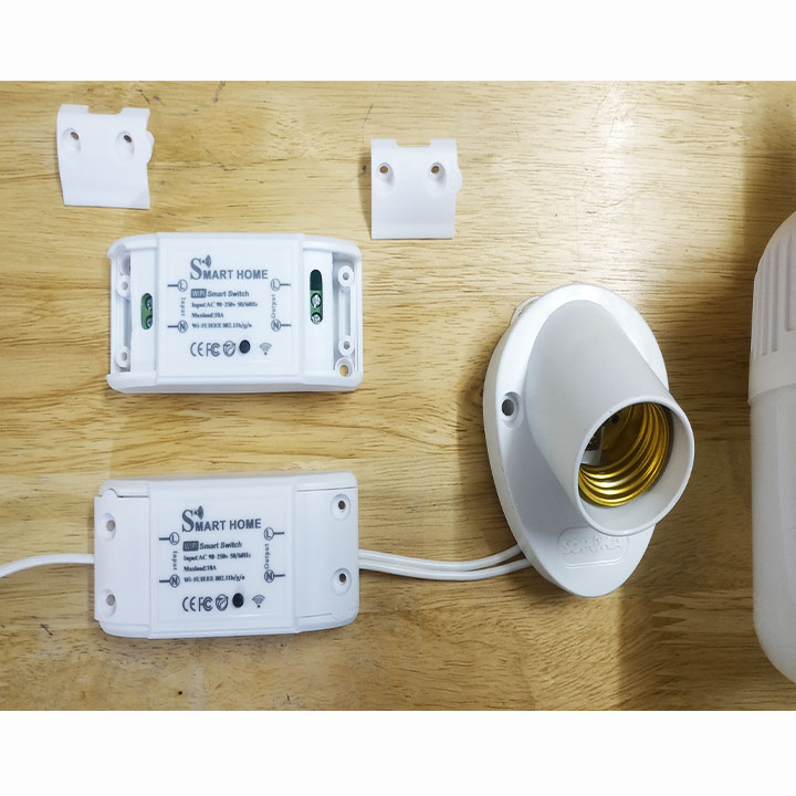 Công tắc Wifi điều khiển từ xa Sonoff