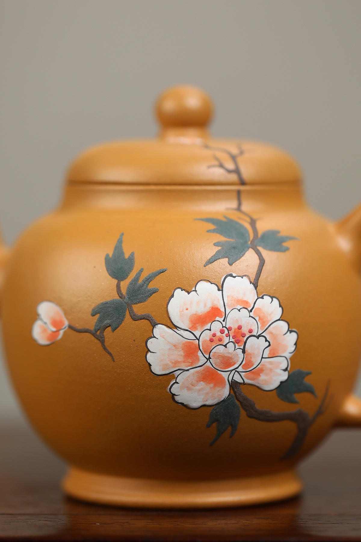 Ấm Tử Sa Nghi Hưng Cung Đăng 250 ml (Hoàng Kim Đoạn Nê)
