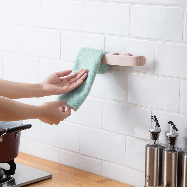 Giá đỡ gắn tường treo dép đa năng