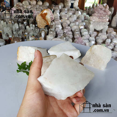 Chặn Giấy Đá Thạch Anh Trắng Thô. LZ