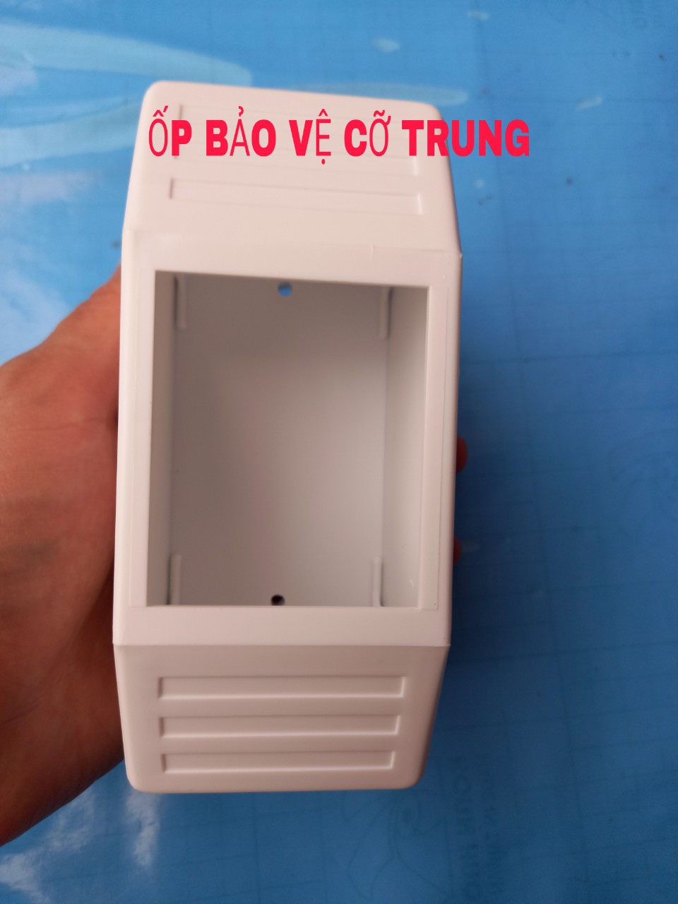 ỐP BẢO VỆ CHO CB CỠ TRUNG