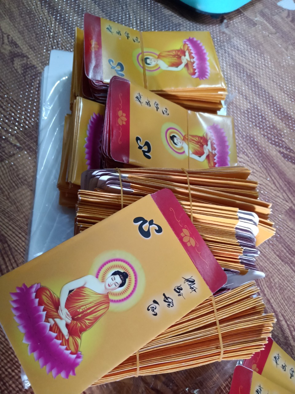 Phong bao đựng lá bồ đề mẫu mới