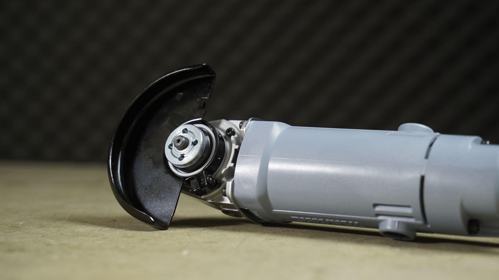 Máy mài góc Makita 9500NB
