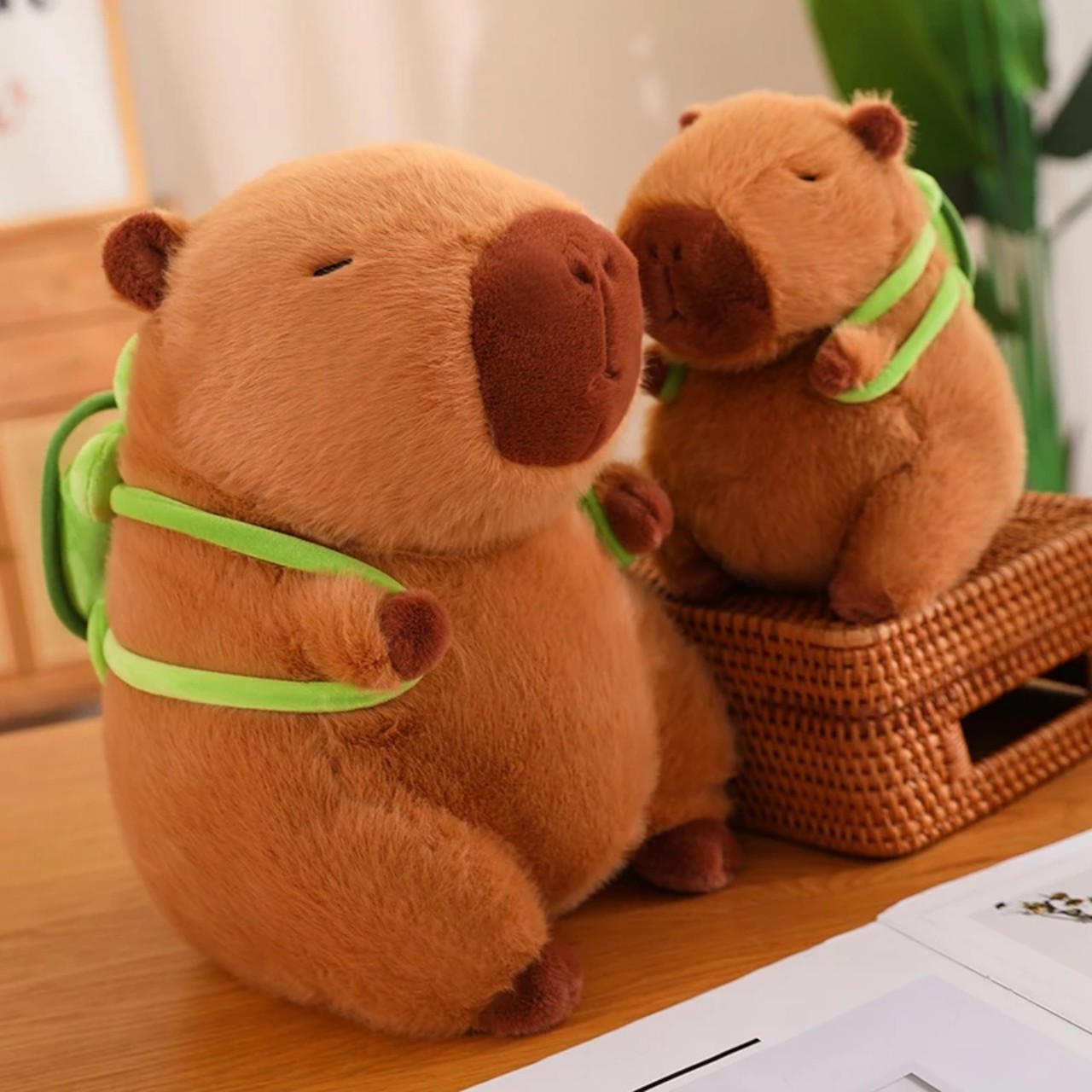Gấu bông Capybara đeo balo rùa êm mịn dễ thương