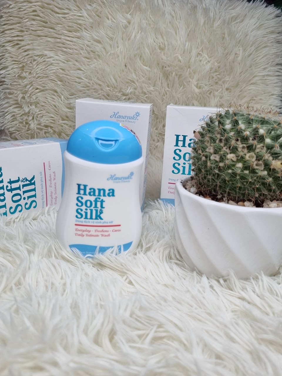 DUNG DỊCH VỆ SINH HANAYUKI CHÍNH HÃNG