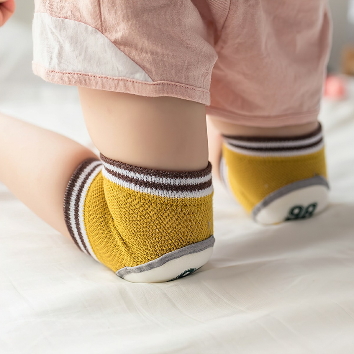 Bọc bảo vệ đầu gối cao cấp cho bé tập bò - SHOPER