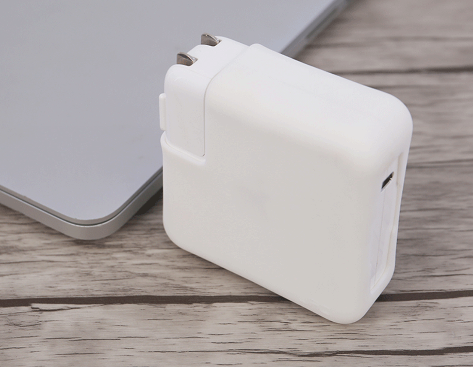 Bọc cao su bảo vệ sạc Macbook JRC