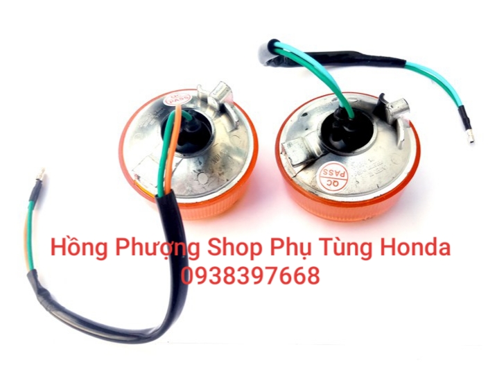 [HCM]CẶP XI NHAN TRƯỚC XE CUB 81 ĐỜI MỚI UMV