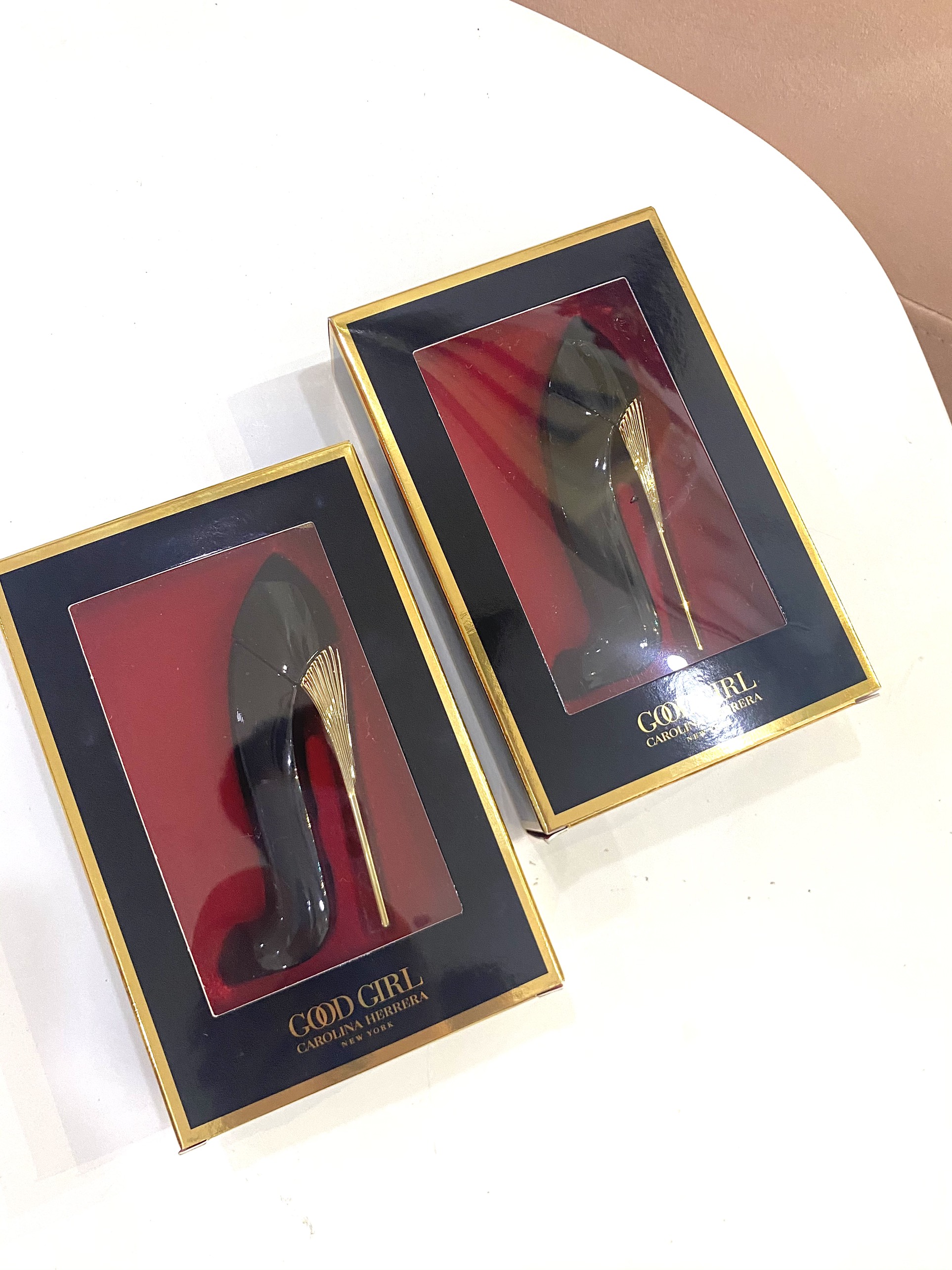 Nước Hoa Nữ Carolina Herrera minisize 7ml fullbox