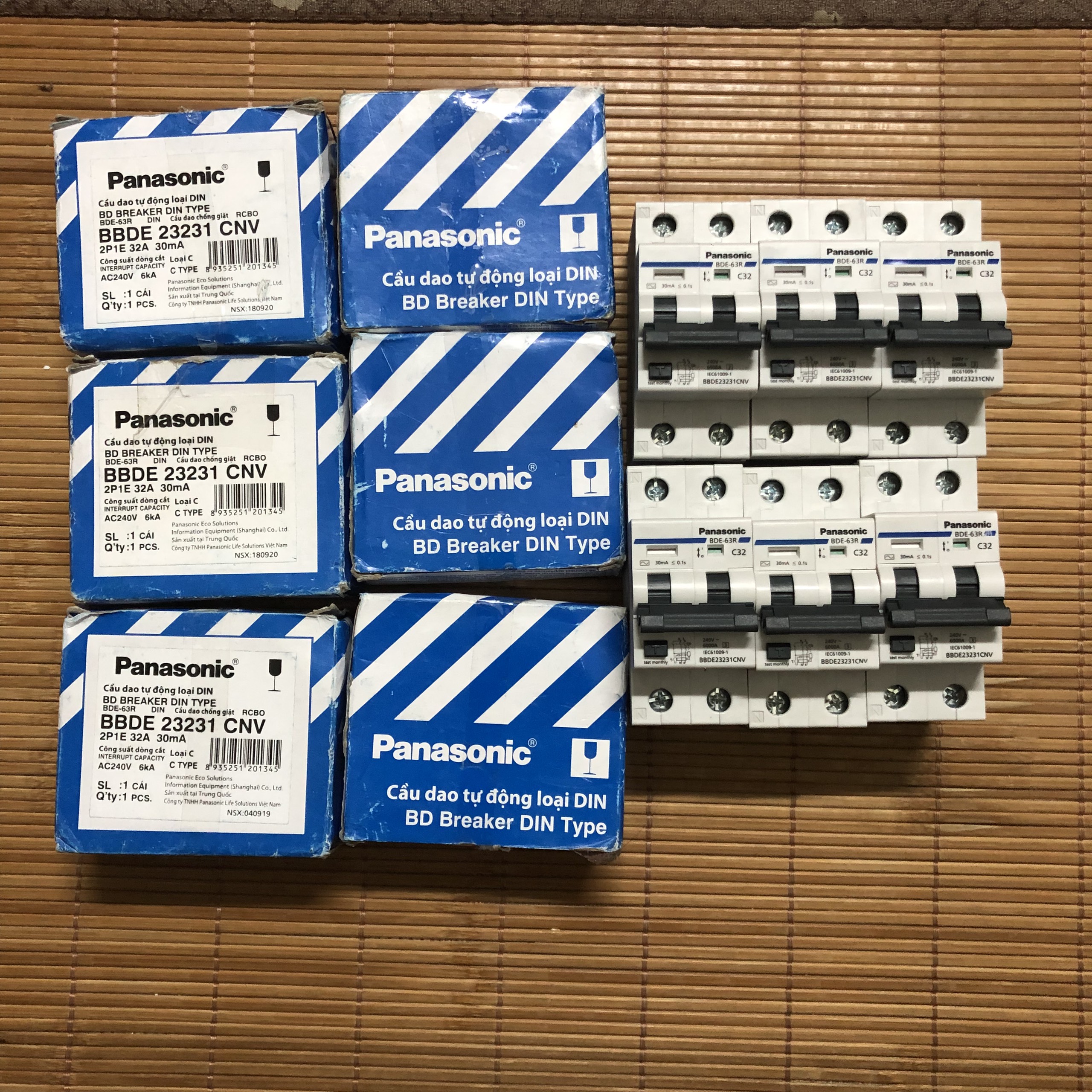 CB,Aptomat chống giật Panasonic 32A-40A 1p220V [hàng chính hãng]