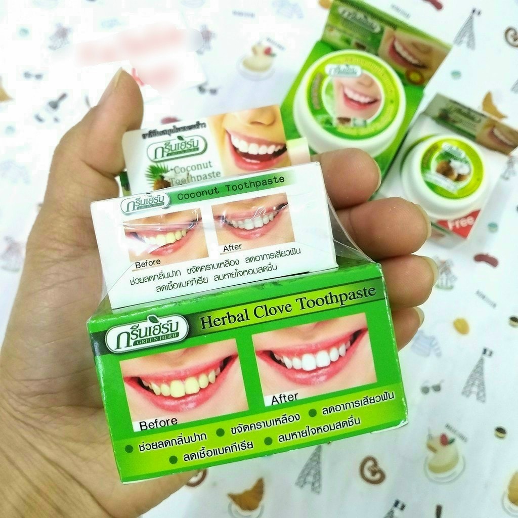 Kem tẩy trắng răng HERBAL CLOVE TOOTHPASTE Thái Lan
