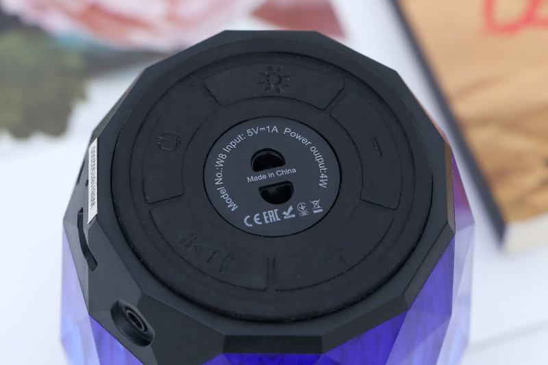 [HCM] W8 Loa Bluetooth Fenda