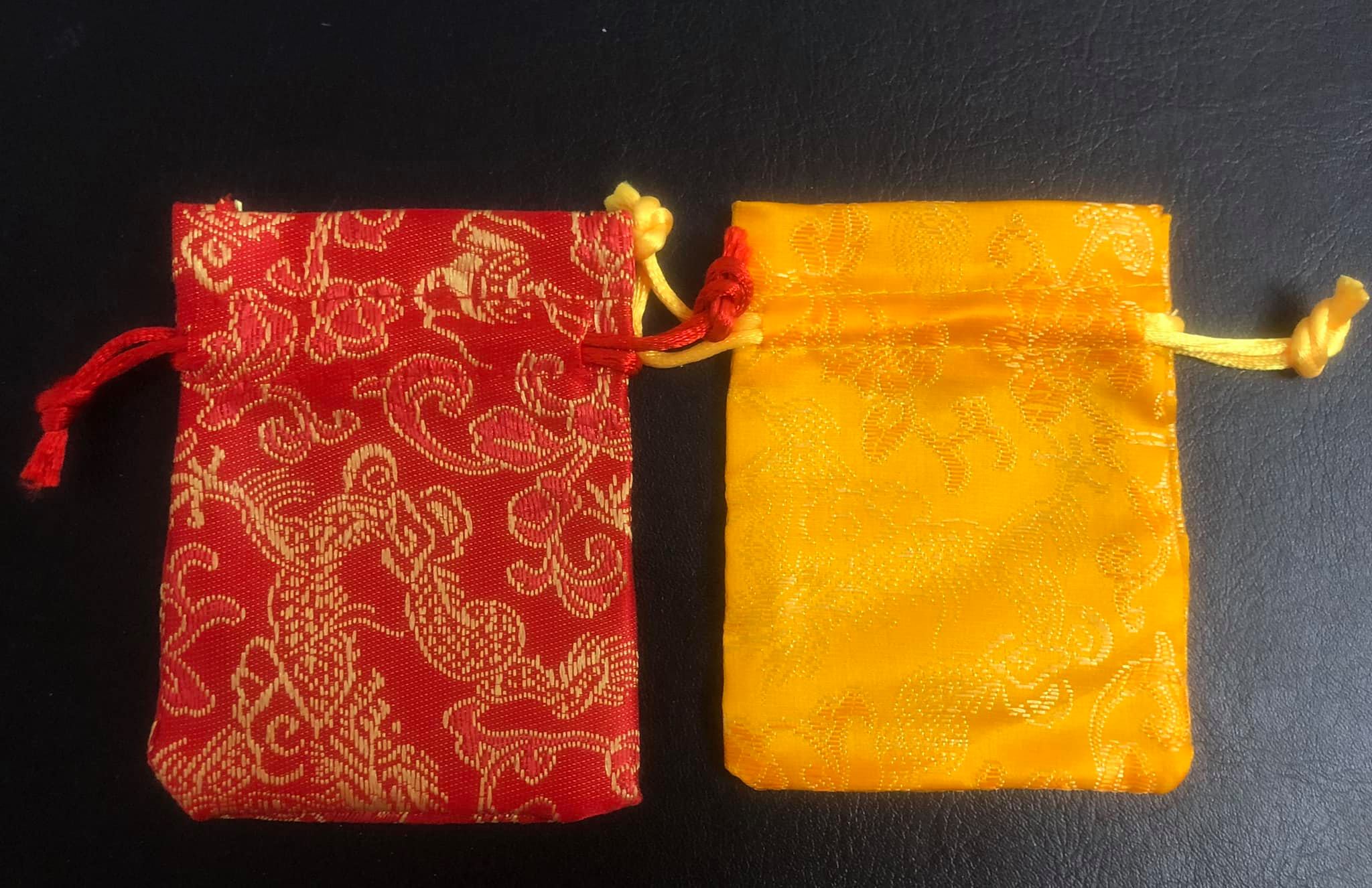 Combo 2 túi gấm đỏ và vàng phong thủy