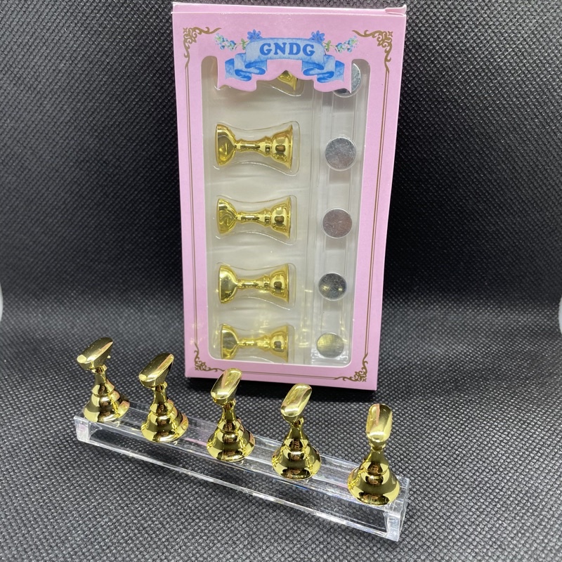 Đế đỡ móng nam châm quân cờ ,gắn móng học làm nail