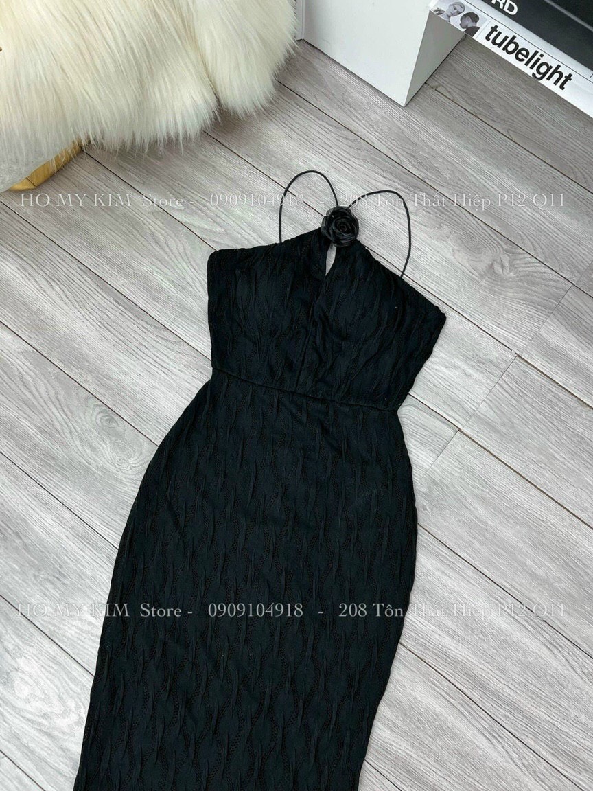 đầm thiết kế cổ hoa yếm hoa siêu hot hot
