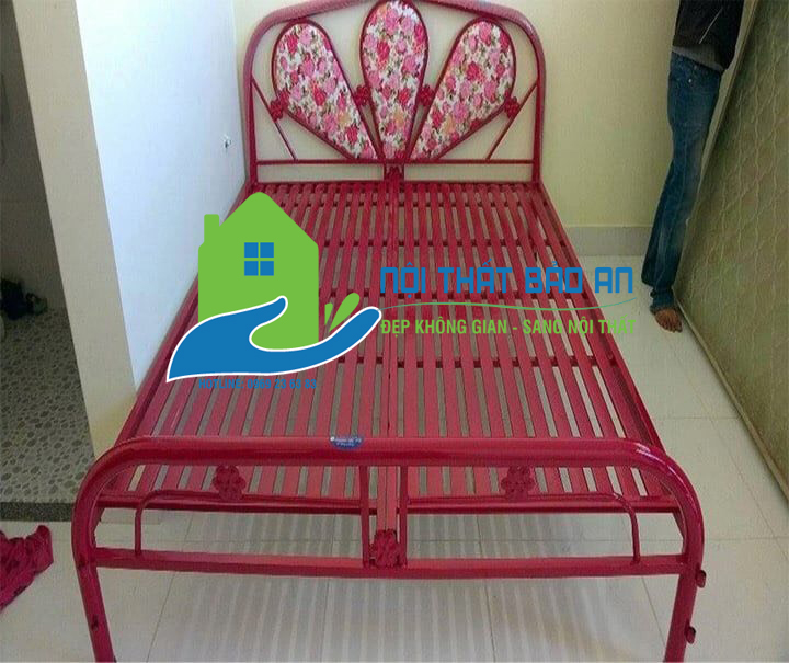 [HCM] Giường sắt 1m2x2m mẫu hoa