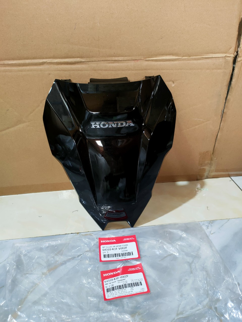 Mặt nạ trước Airblade 2021 màu đen bóng *NHA69P* (64310K1FV00ZF)