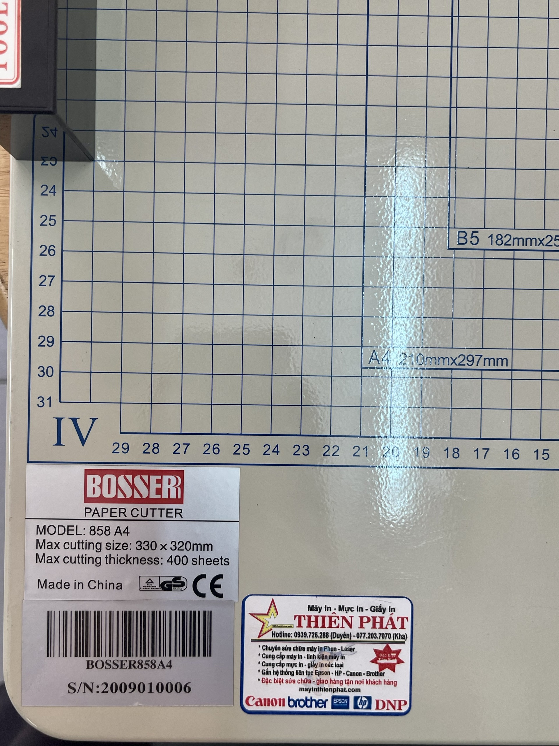 BÀN CẮT GIẤY A4- BOSSER 858