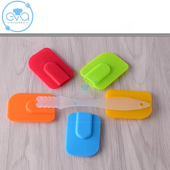 [HCM]Dụng Cụ Làm Bánh Cây Trộn Và Vét Bột Silicon Mềm
