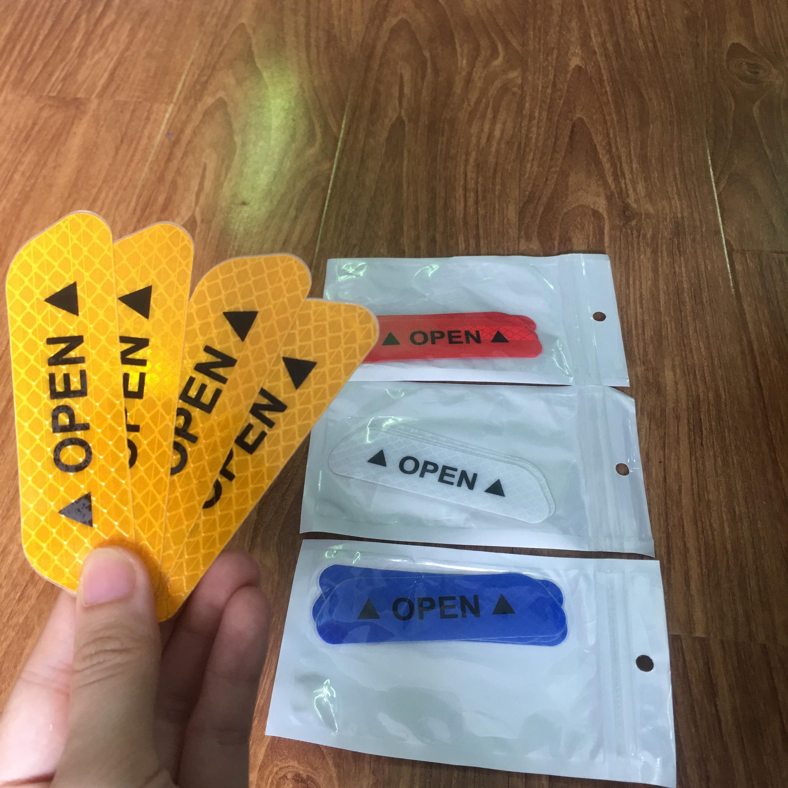 Bộ decal 4 miếng OPEN dán cửa xe hơi phản quang cảnh báo va chạm – Miếng dán phản quang Open