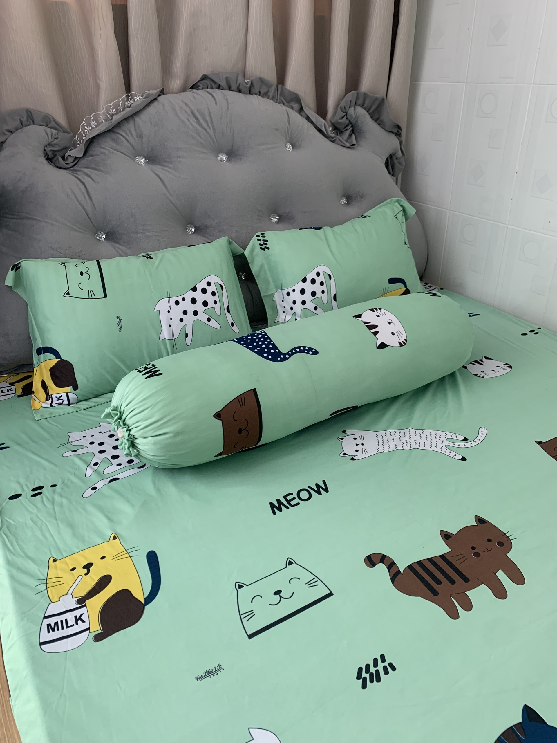 Bộ drap ga thun Hàn quốc mẫu chú mèo