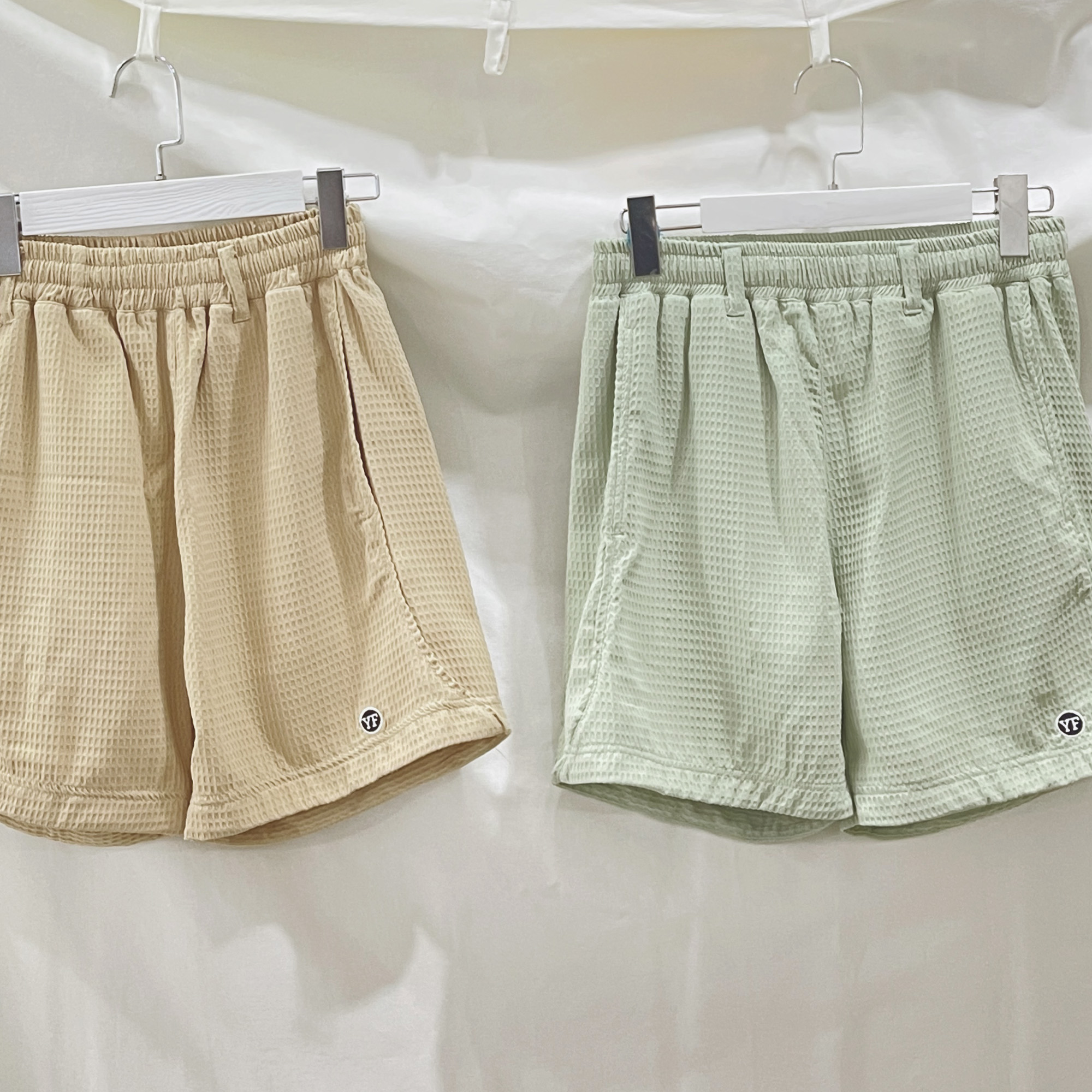 Bộ đồ tay ngắn có cổ YELLOW FLICKER unisex