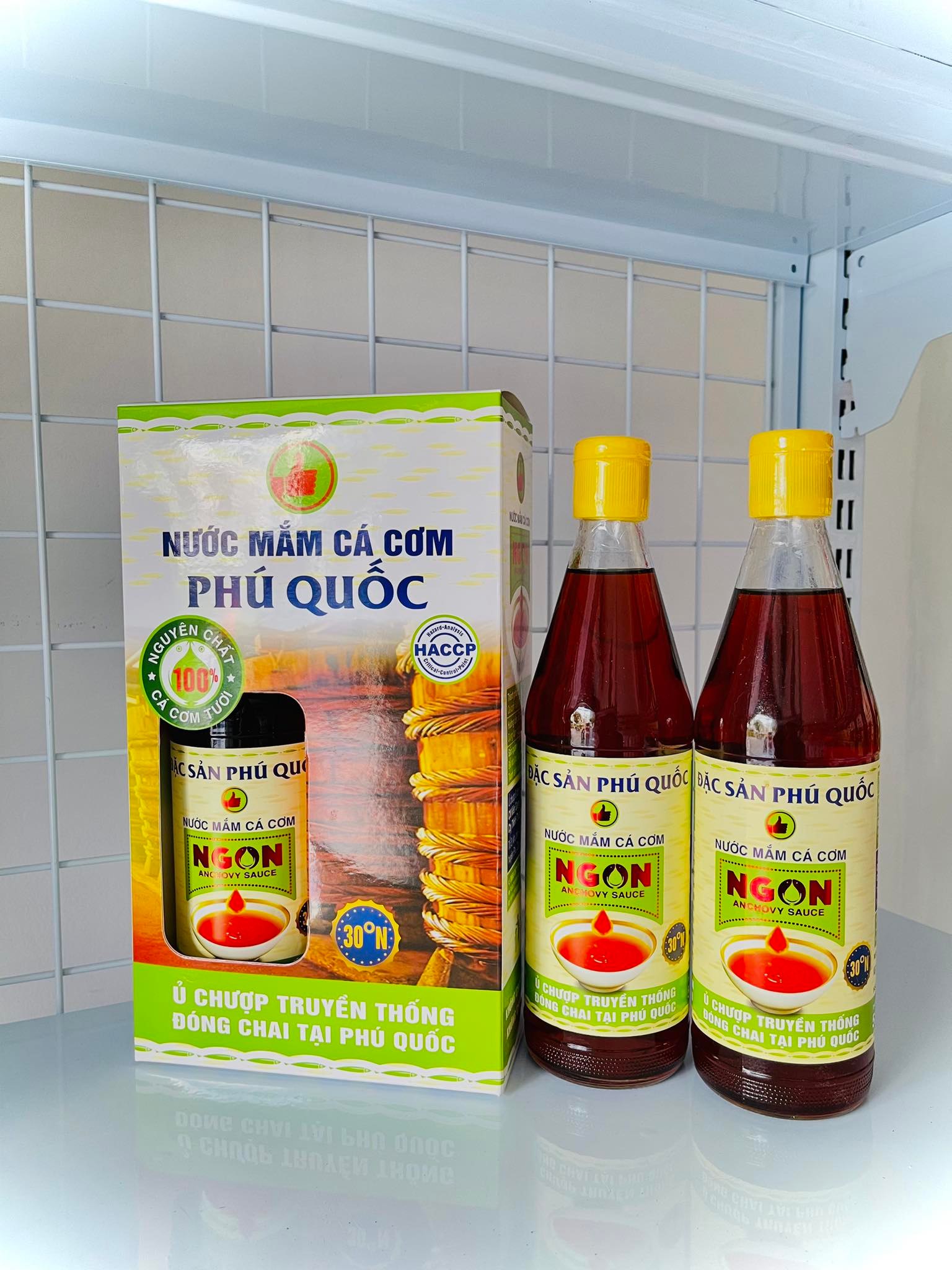 Combo 2 chai mắm cá cơm Phú Quốc NGON 30 độ đạm/520ML ( mắm Nhất )