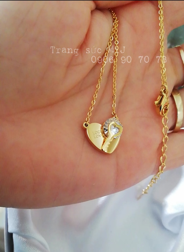 Dây chuyền titan mặt tim chìa khóa