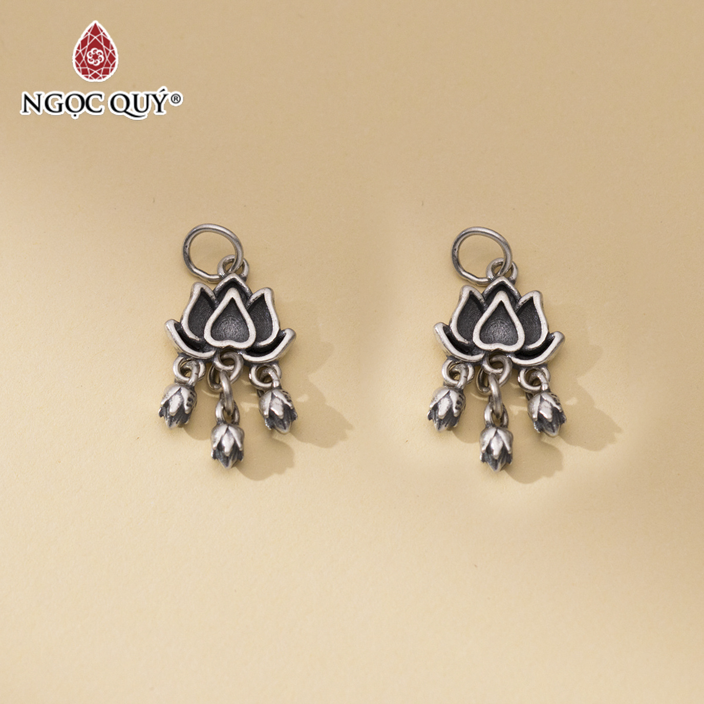 Charm bạc hoa sen treo - Ngọc Quý Gemstones