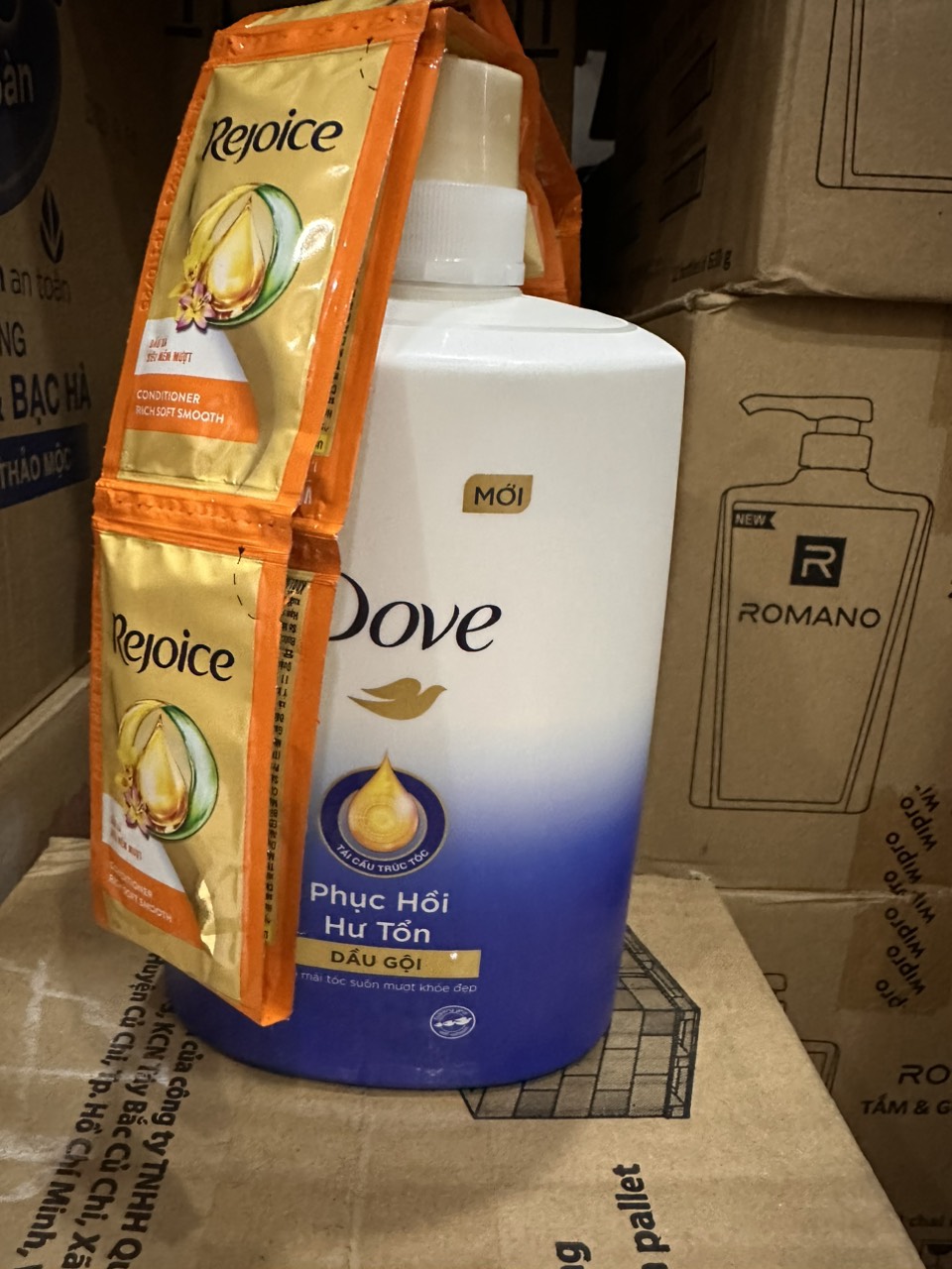 Dầu gội DOVE phục hồi hư tổn 900g (880g) mẫu mới