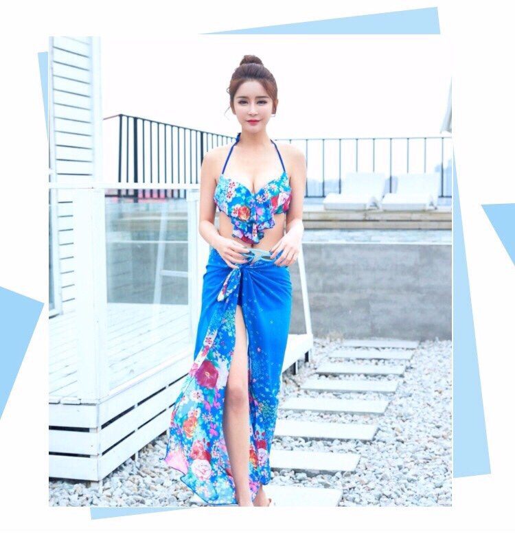 [HCM]SET BIKINI HOA NỮ TÍNH KÈM KHĂN - NT4299
