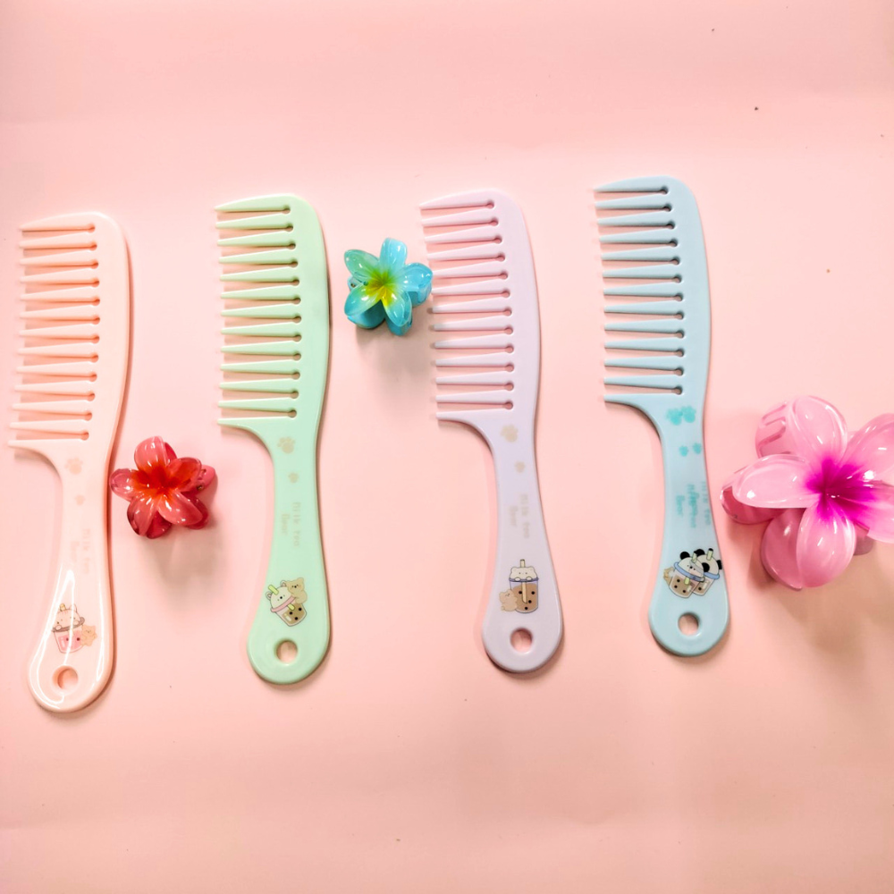 Wide-Tooth Comb - Specialized in Combing Curly and Tangled Hair