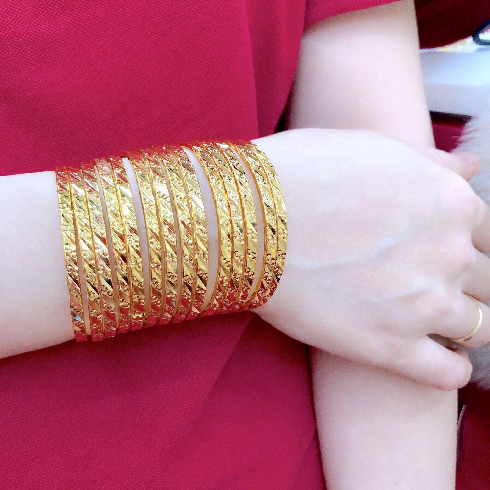 Bộ Vòng Xi Men Gồm 07 Chiếc Mẫu 02 ( #105 -2) - Thời Trang - Giá Cả Phải Chăng - Có Khóa Bấm - Tubi Cony