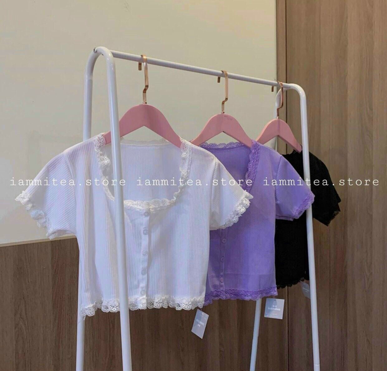 ÁO CROPTOP GÂN PHỐI REN