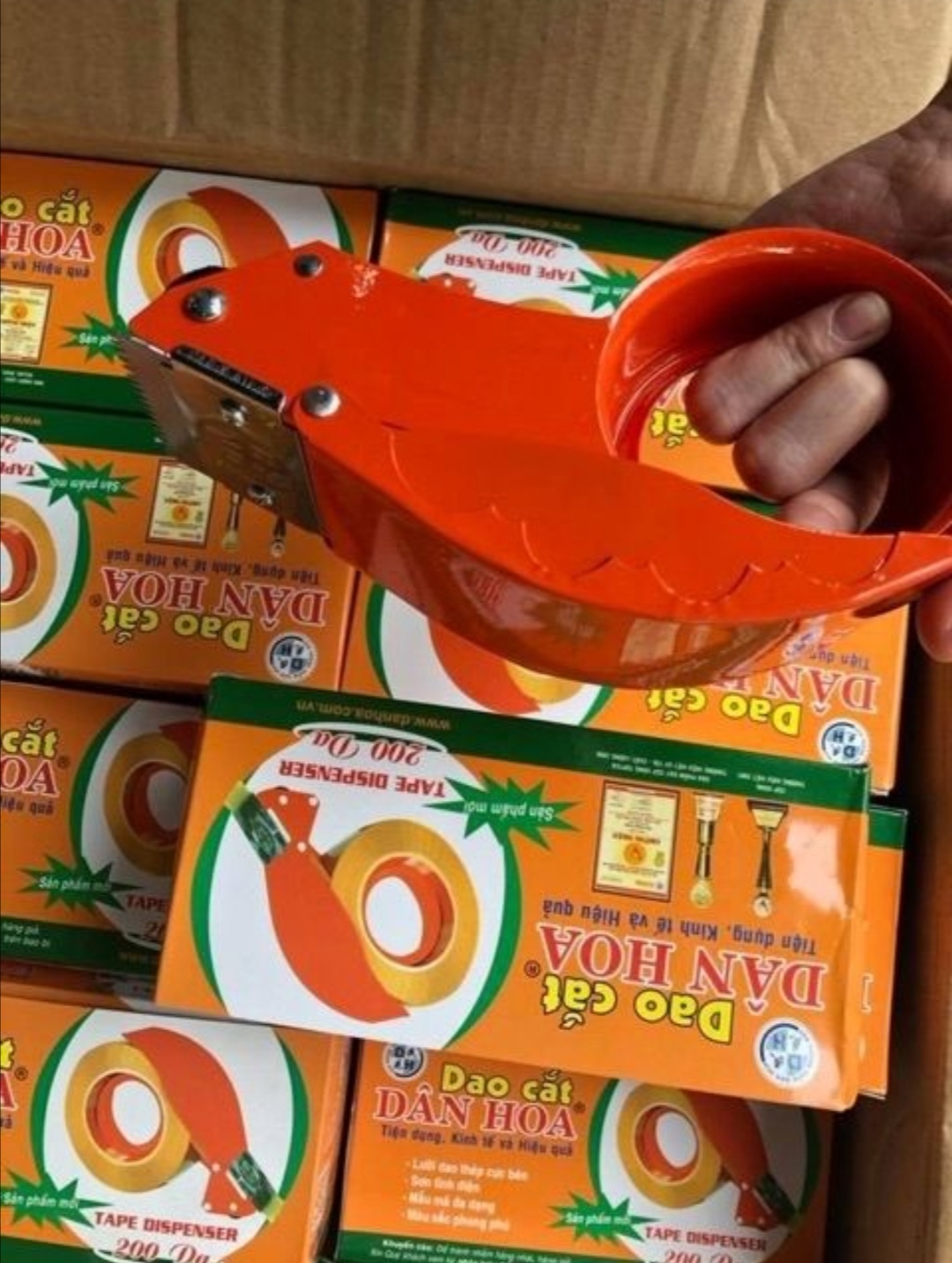 Dao cắt băng dính loại 1 kg.