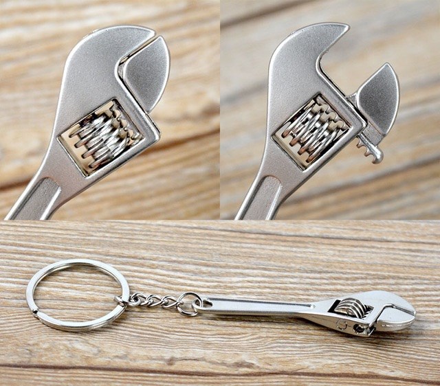 [HCM]Móc khóa mỏ lết mini