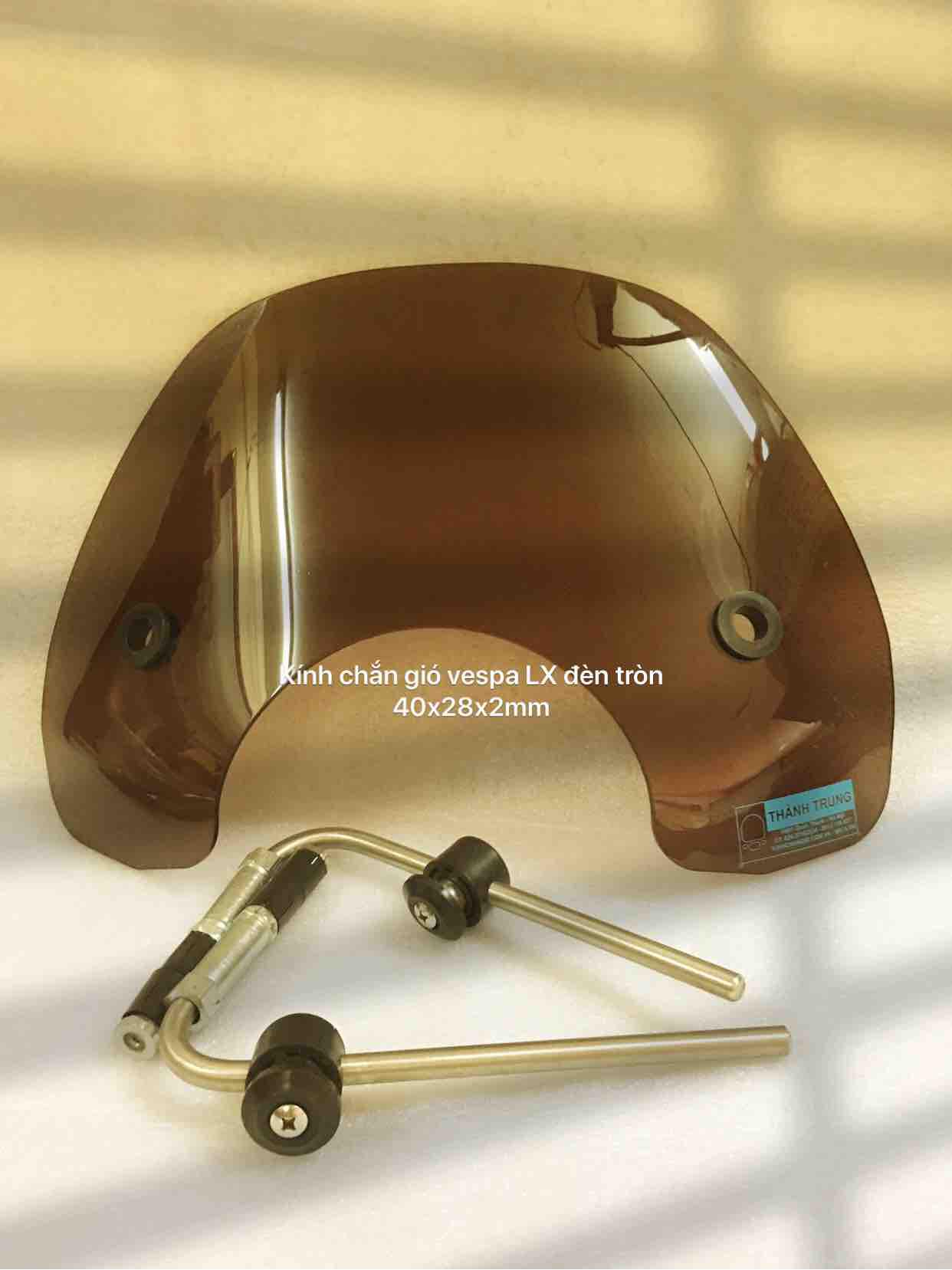 [HCM]Kính chắn gió vespa Lx đèn tròn