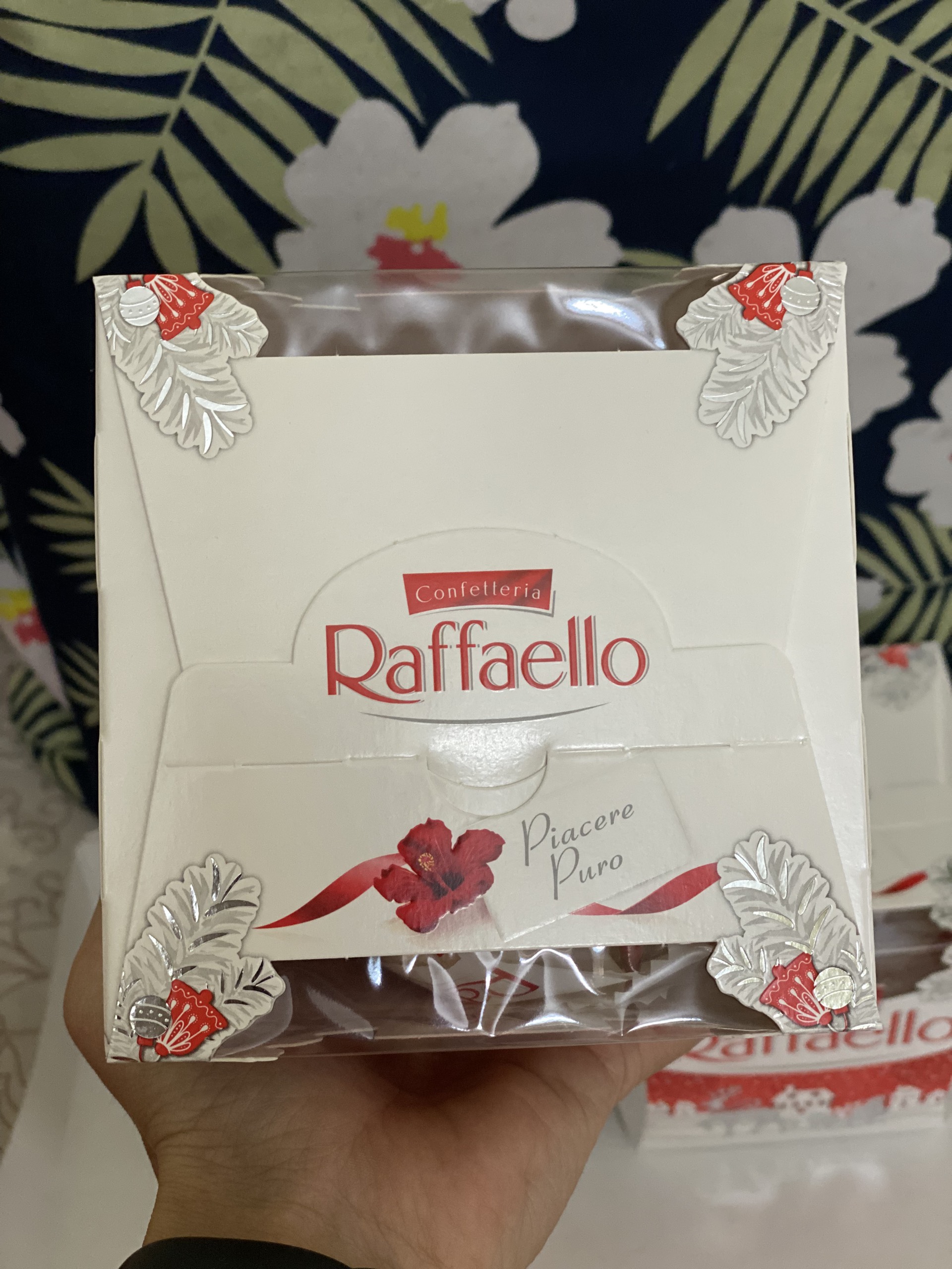 ✈️ Kẹo chocolat dừa Rafaello 150gr -Nga