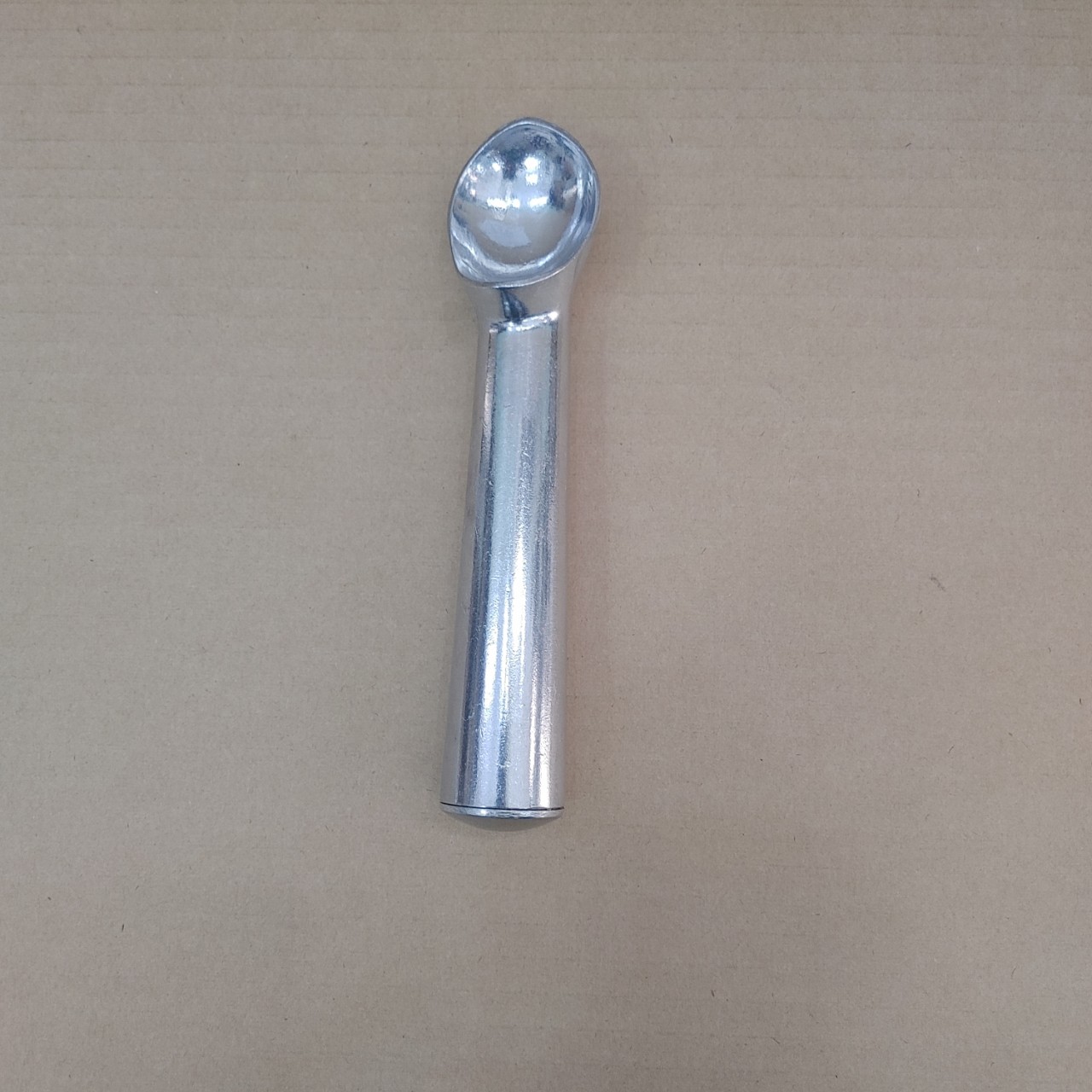 Muỗng múc kem bằng gang 5.5cm