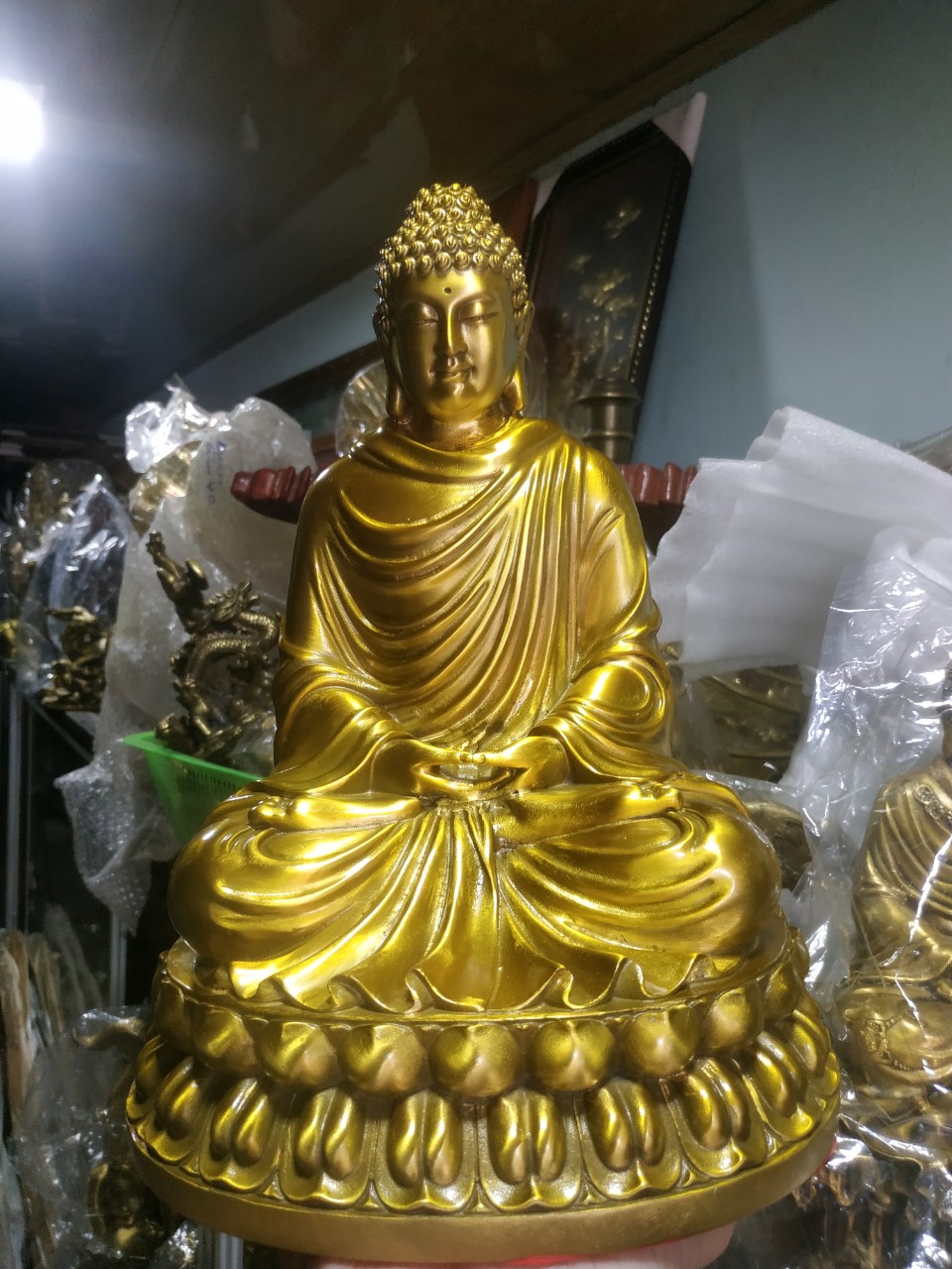 Tượng Phật Thích Ca môni bằng đồng thau phong thuỷ Hồng Thắng