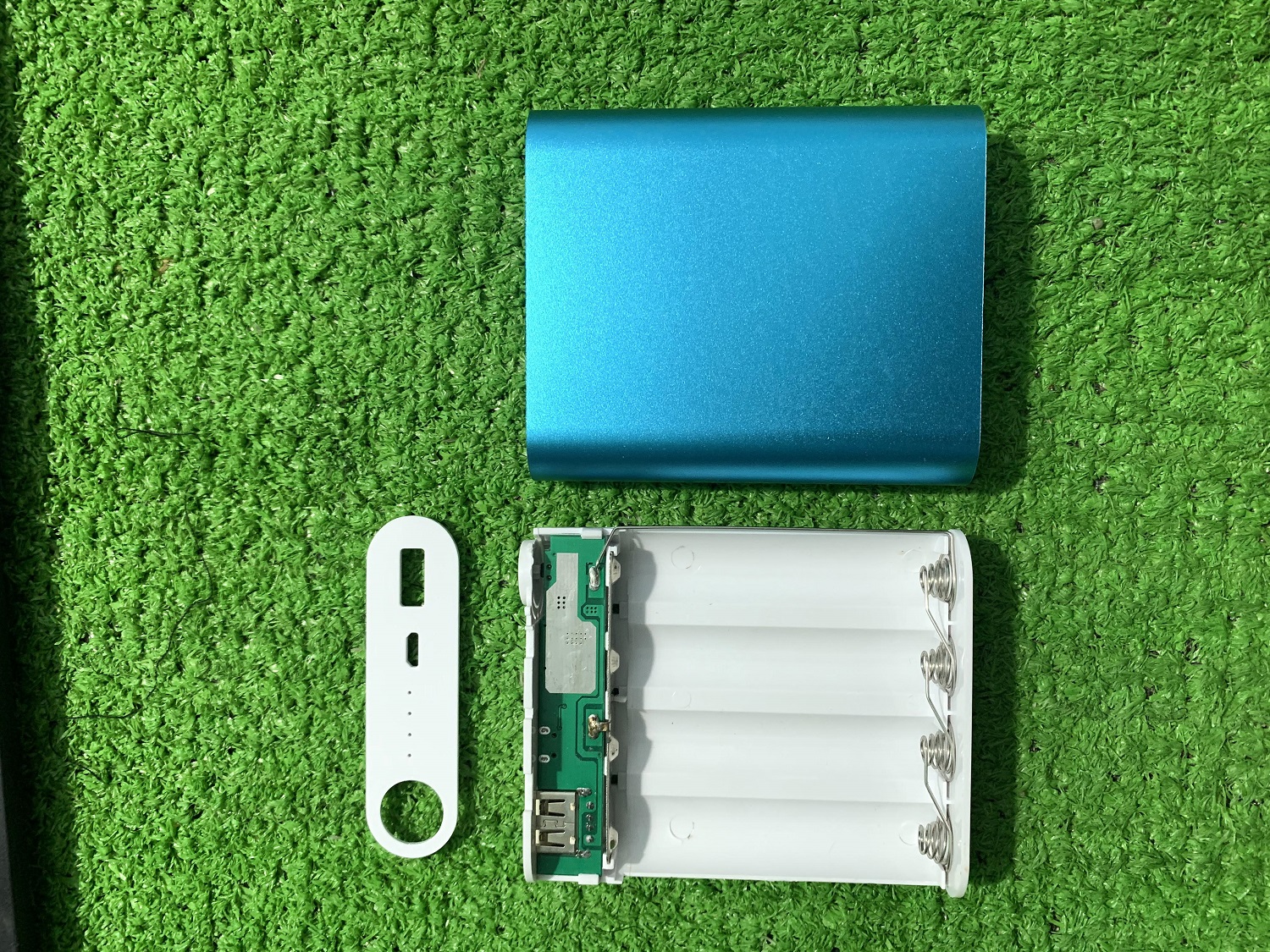 [HCM]Mạch Sạc dự phòng 2,4A + Box Nhôm 4 cell pin 18650 Có Lò Xo PWB104 - KHÔNG CÓ PIN