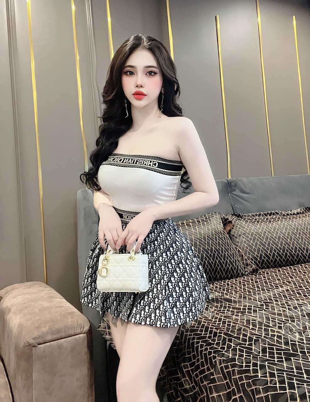 Set bộ áo ống viền ren mix chân váy xòe ly họa tiết hoa văn dễ thương, Set thời trang nữ áo ống có viền phối chân váy hoa văn xinh xắn, Set bộ đi chơi áo ống mix chân váy ngắn xòe hoa văn hottrend MTB