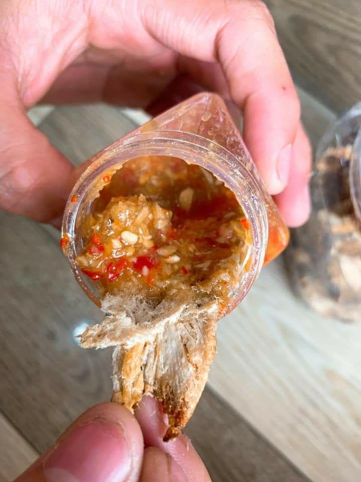 1 hủ KHÔ CÁ ĐUỐI MẮM ME 370GR