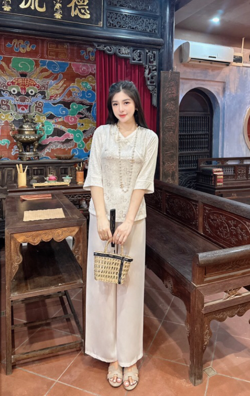 Pháp phục gấm lụa cổ chéo cúc bọc