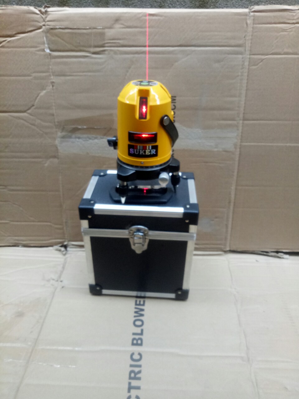 Máy cân bằng laser 5 tia xanh bóng lép chính hãng tboss +Bảo hành 12 tháng