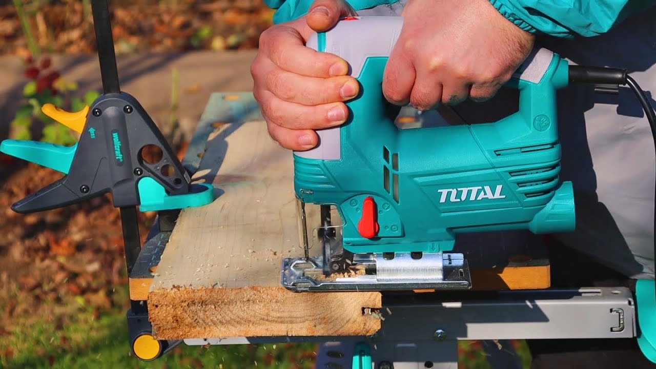 Cưa Lọng Total 650w TS206806 (tặng kèm bộ lưỡi TAC51111C)