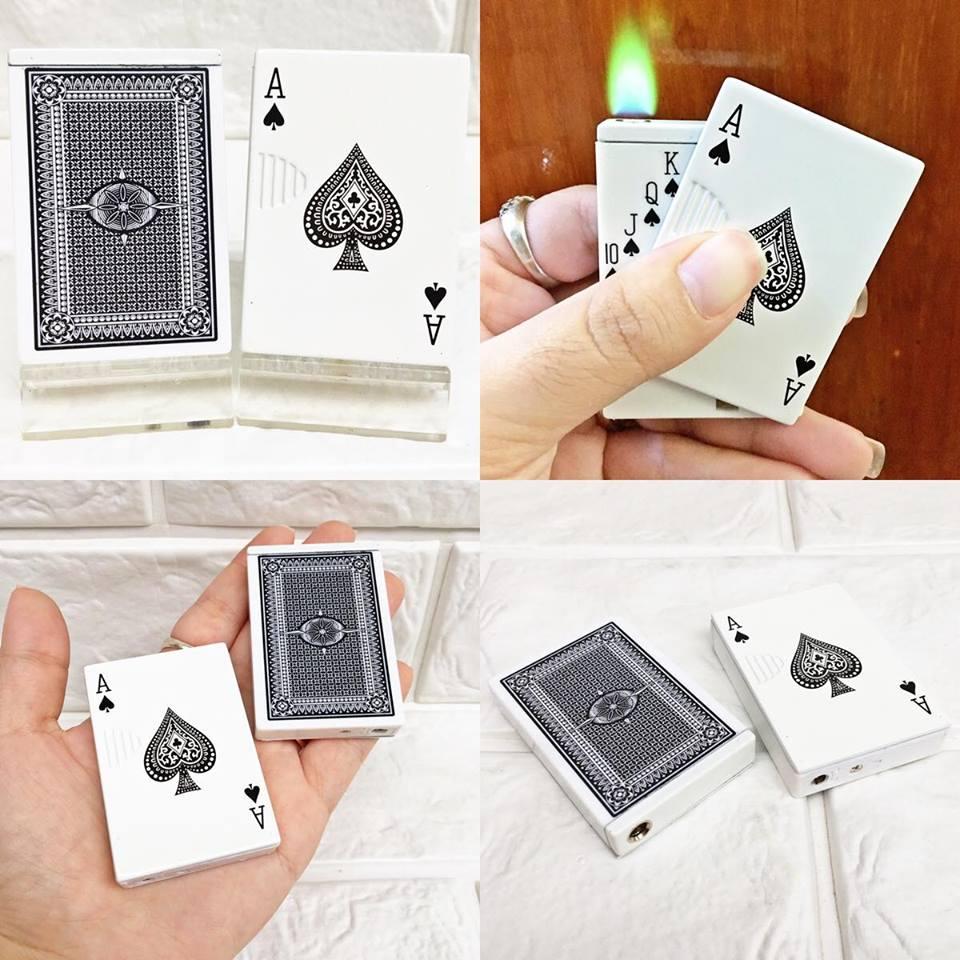 BẬT LỬA KHÈ HÌNH LÁ BÀI ( NHỰA )