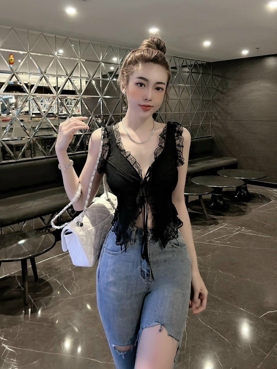 Áo xốp viền ren cổ tim cột dây ngực cực sexy , chất xốp mềm mịn