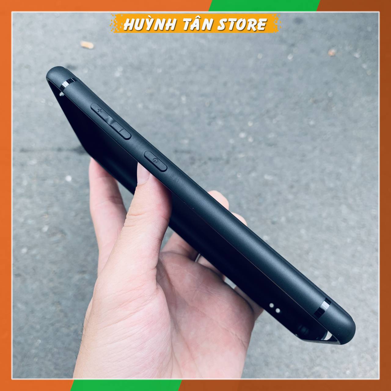 Ốp lưng Samsung S20 FE TPU dẻo siêu mỏng ôm sát máy.