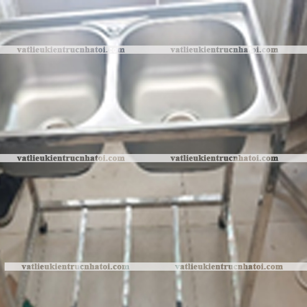 [HCM]Bồn rửa bát 2 hộc có chân CRC2H7843N